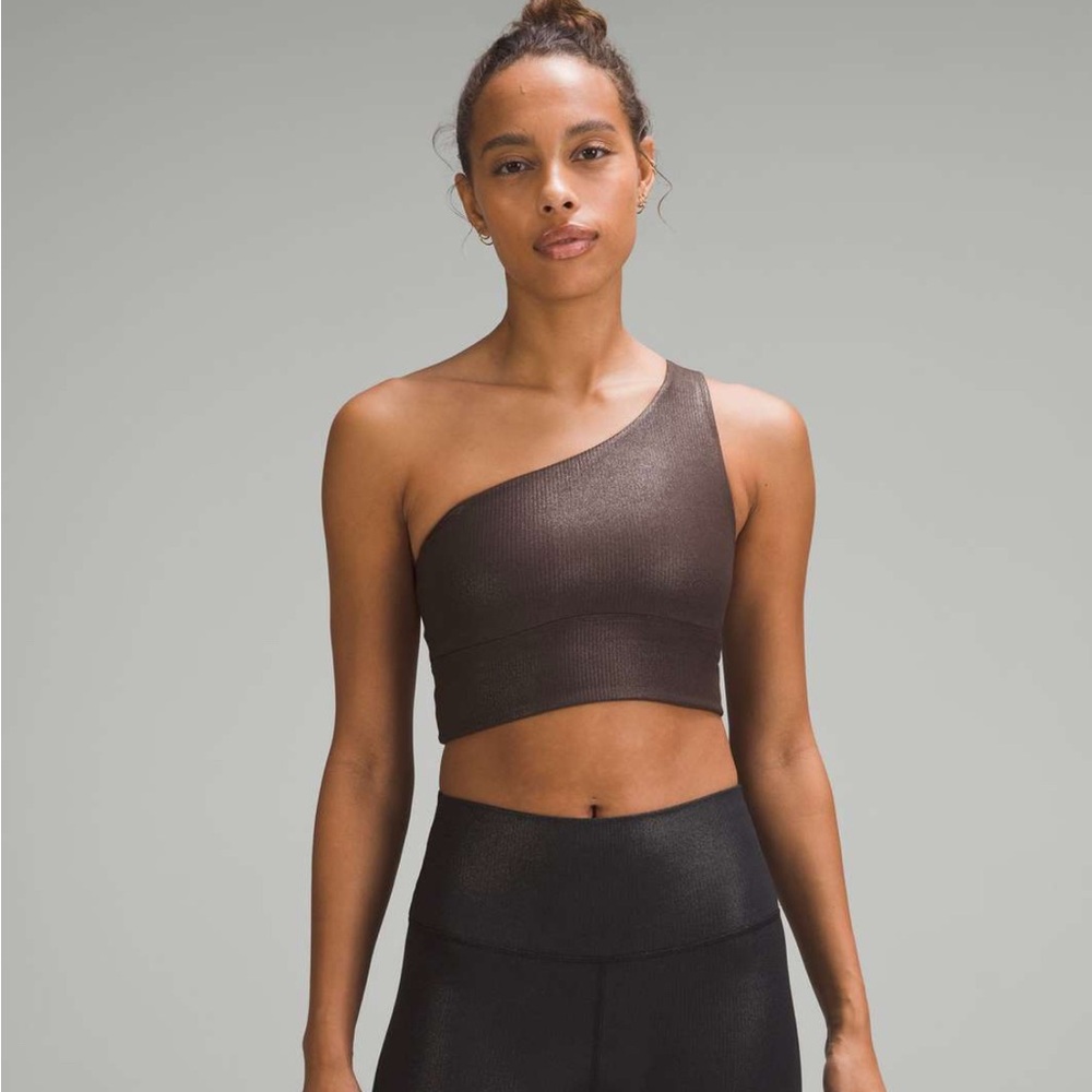 Lululemon top